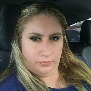 Meet your Posher, Noemi